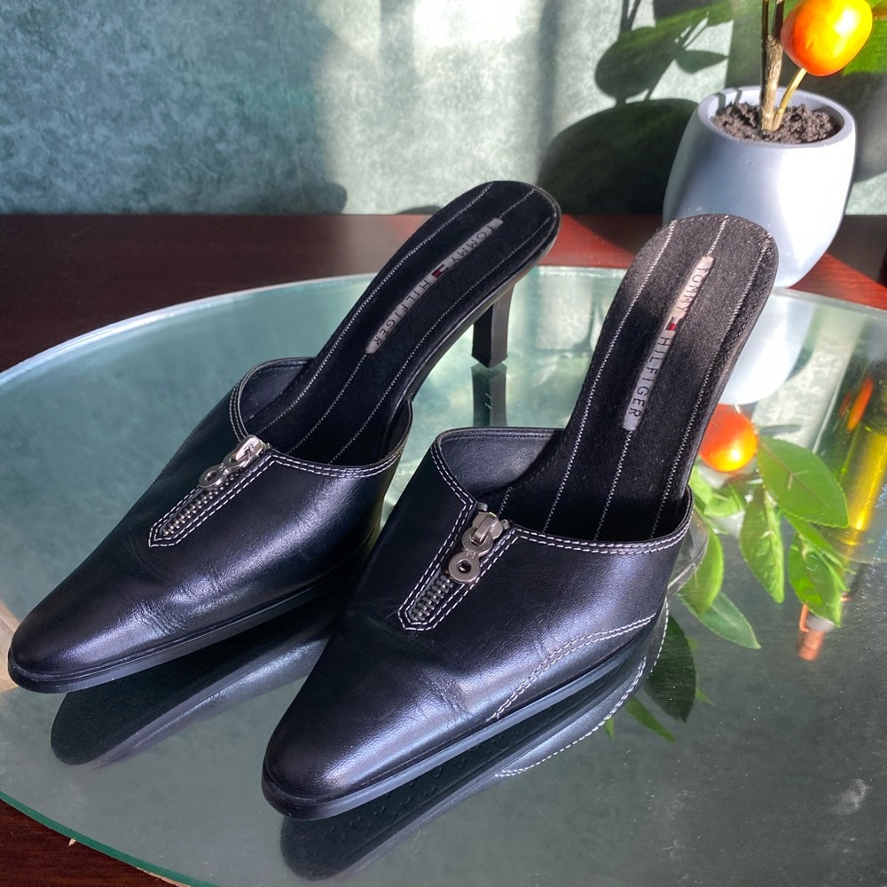 Vintage Tommy Hilfiger Heels